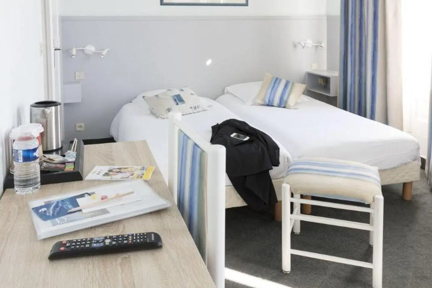 Citotel Hôtel Jeanne d'Arc Limoges Badezimmer