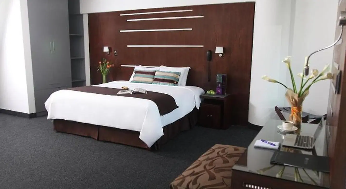 RIVERA INN HOTEL ROOM_EXAMPLE