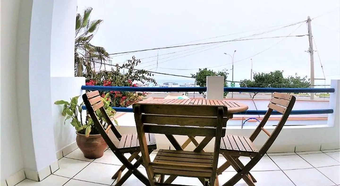 Waves Surf Camp Peru - Hostel Terrasse