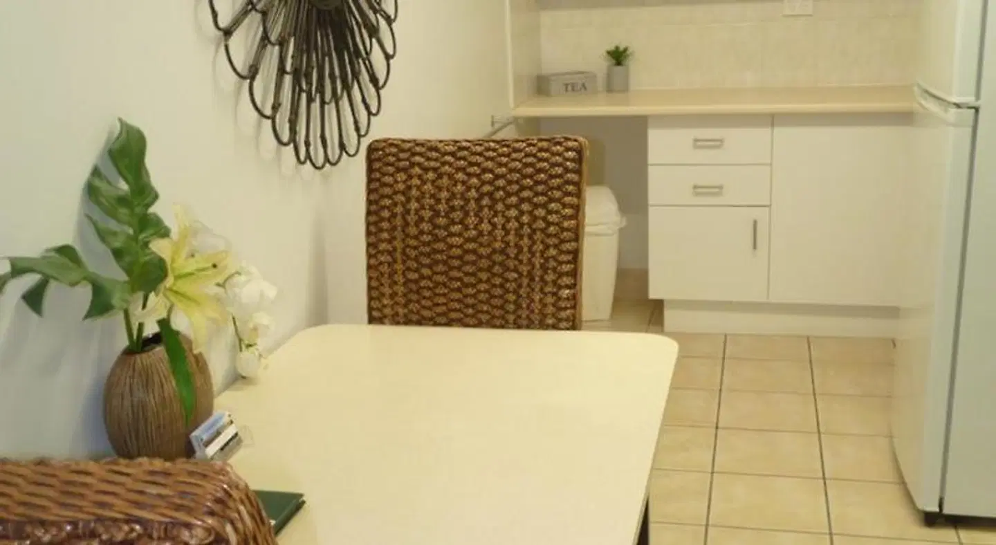 Sunseeker Motel ROOM_EXAMPLE