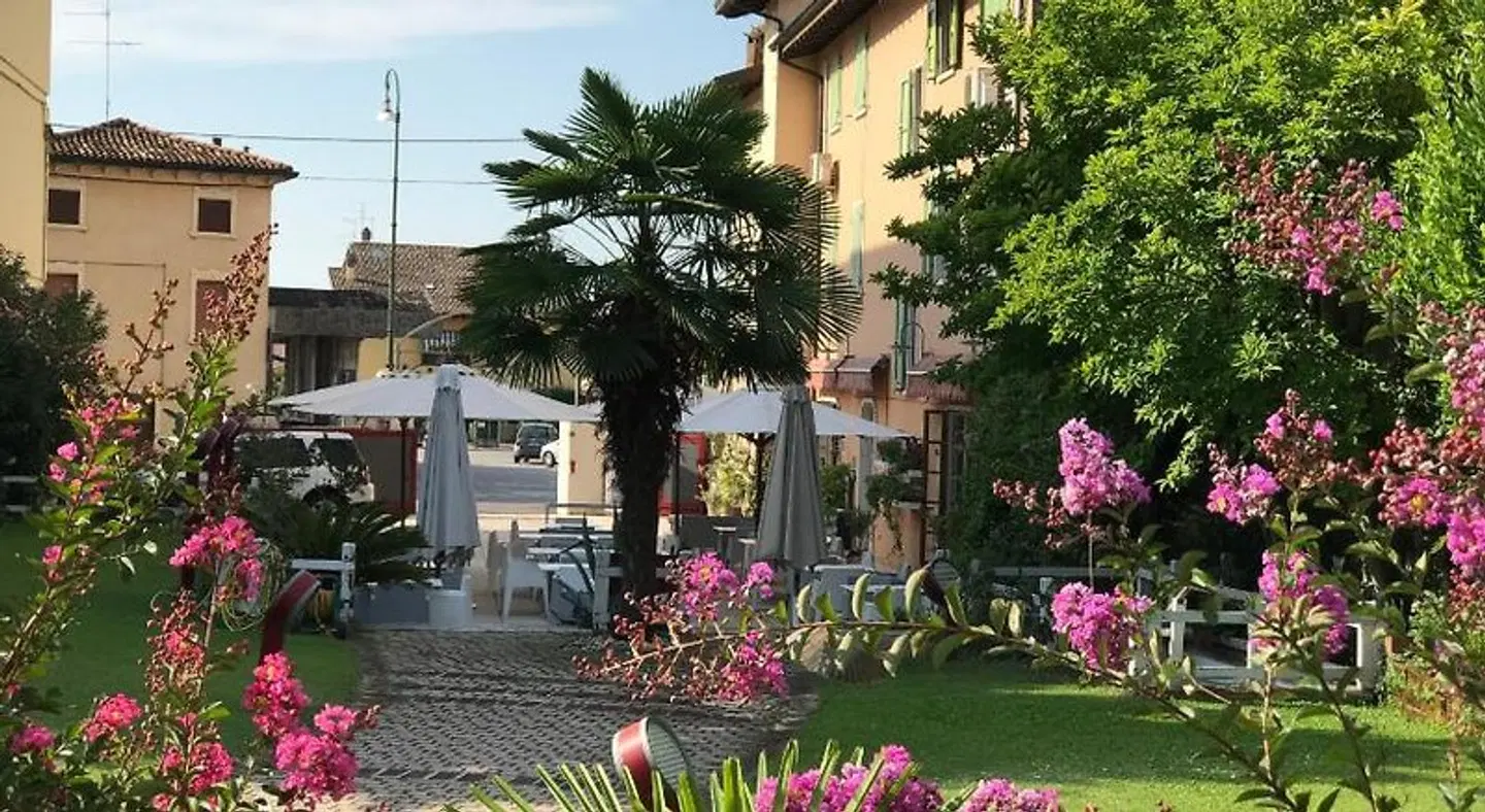 Albergo Al Cacciatore EXTERIOR