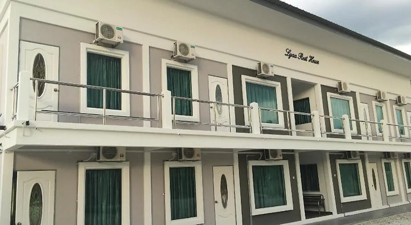 Lyaa Resthouse EXTERIOR