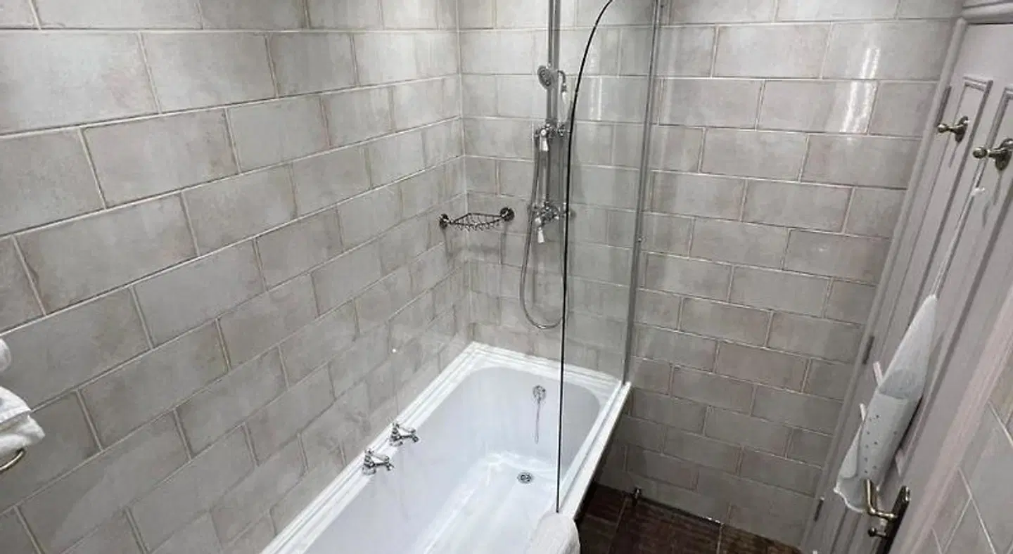 Beaumond Cross Inn Badezimmer