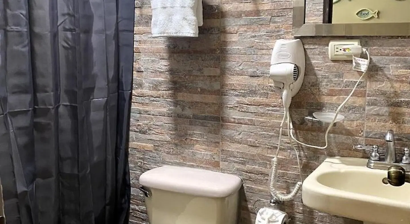 Casas del Toro Playa Flamingo Badezimmer