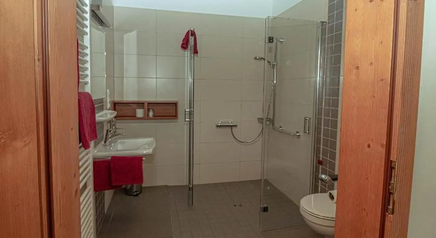 Gastehaus Klosterhof Schweiklberg Badezimmer