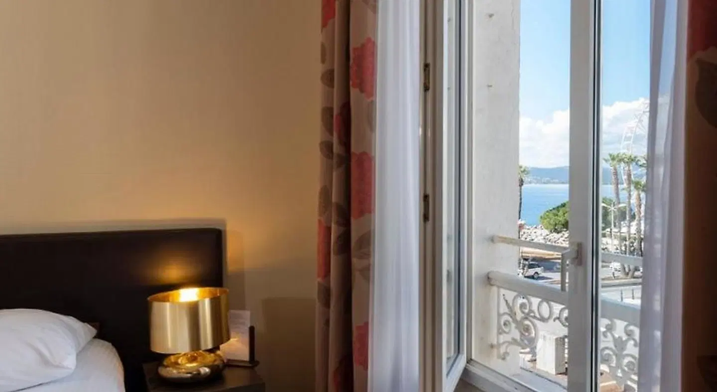 Excelsior ROOM_EXAMPLE