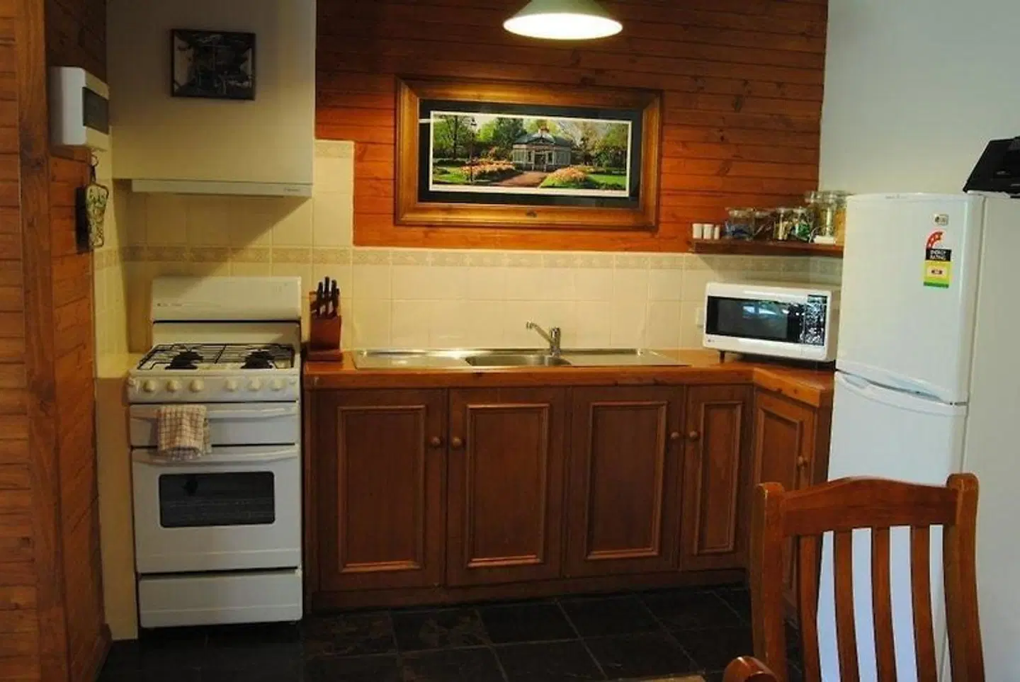Clarendon Chalets ROOM_EXAMPLE
