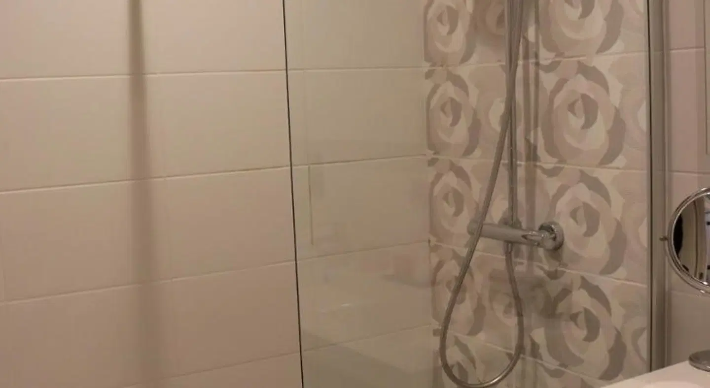 Les Maritonnes Badezimmer