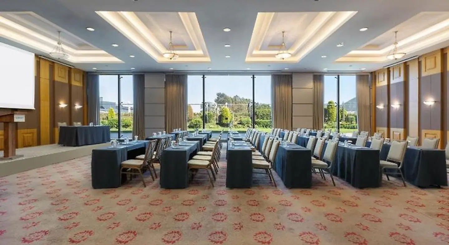 Wyndham Grand Izmir Ozdilek Konferenz