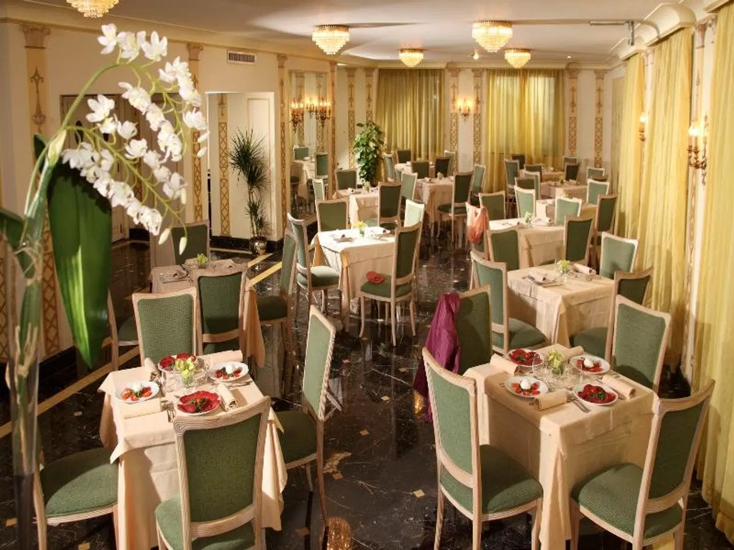 Donna Laura Palace Restaurant