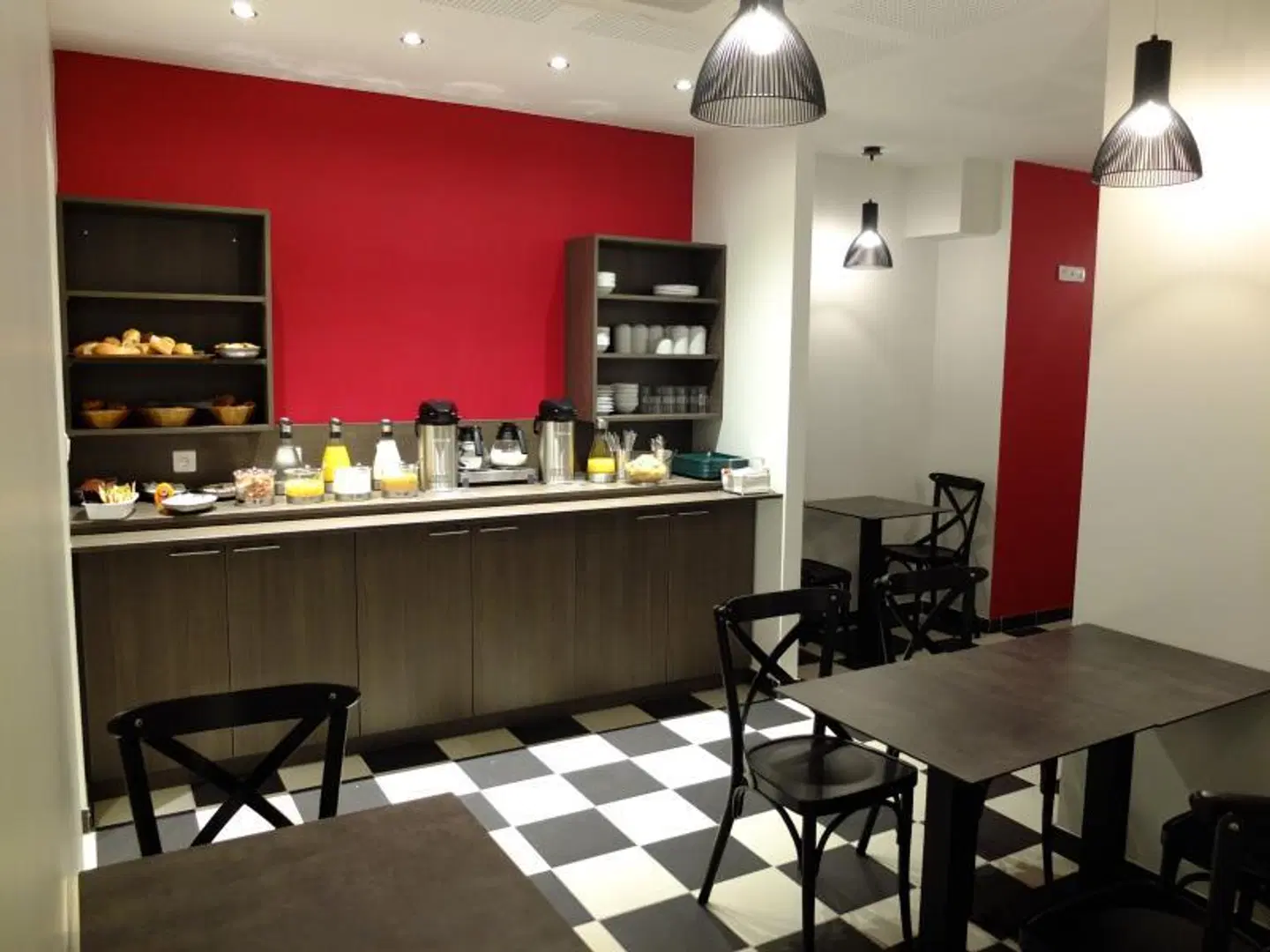 Hotel De Flore - Montmartre Bar