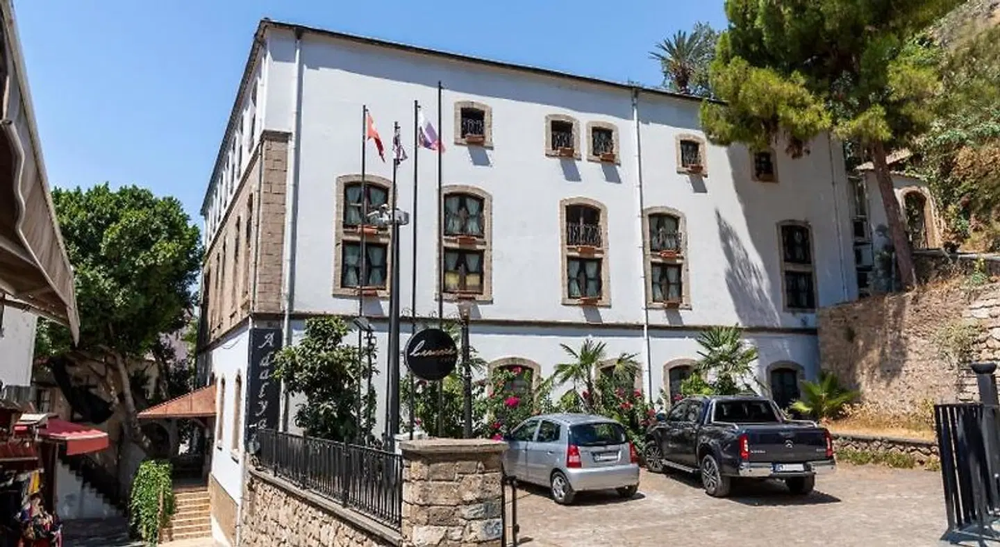 Adalya Port Hotel EXTERIOR
