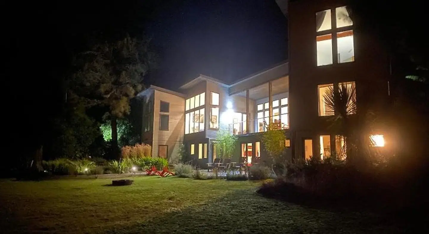 Liahona Guest House Garten