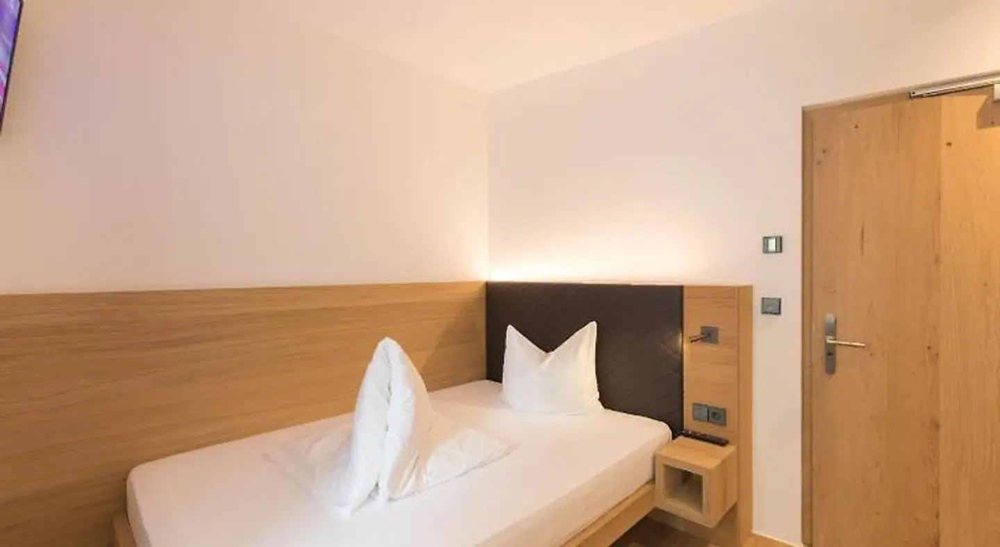 Belvenu Boutique Hotel ROOM_EXAMPLE