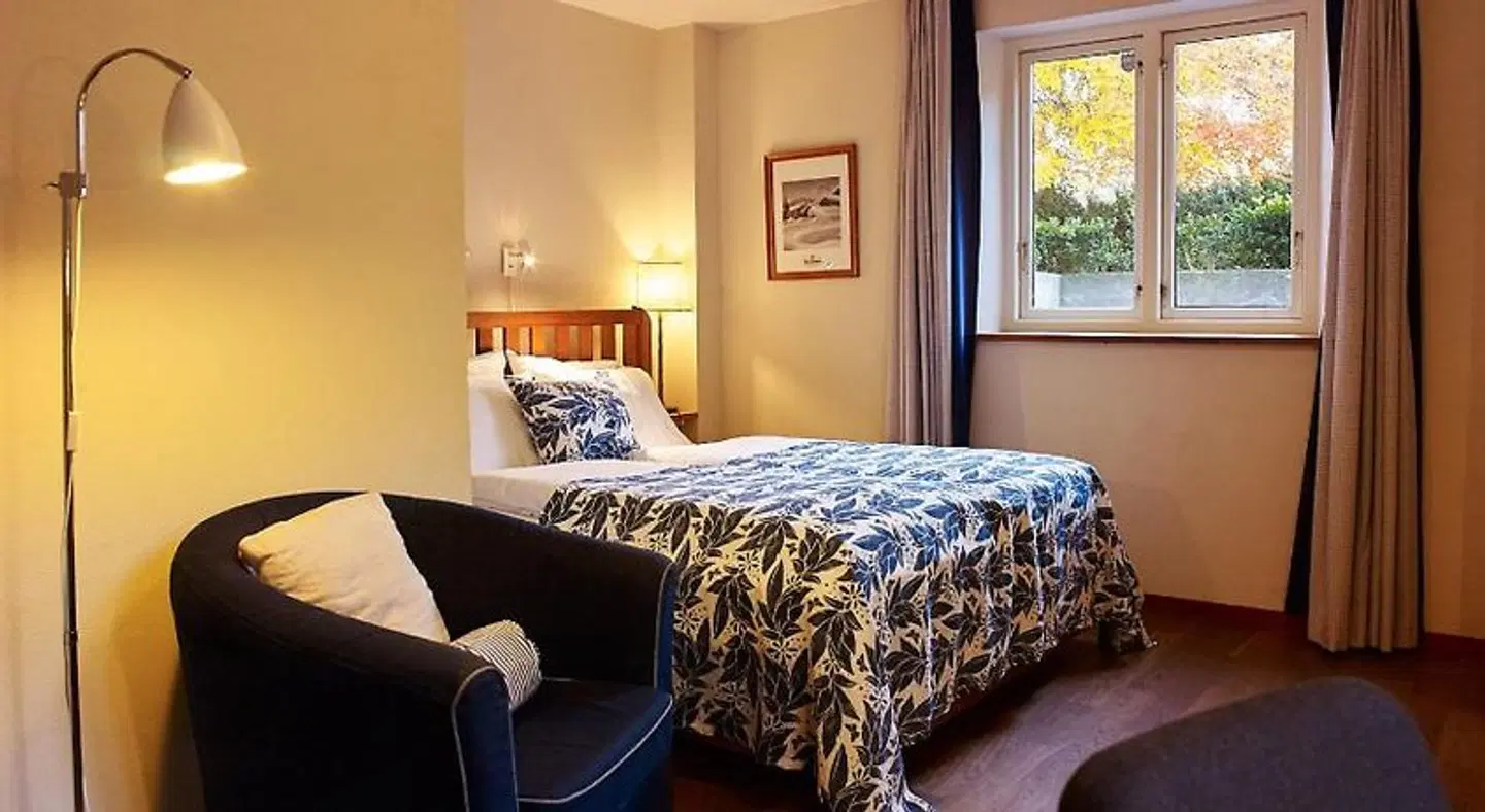 CheckInn Bed & Breakfast ROOM_EXAMPLE