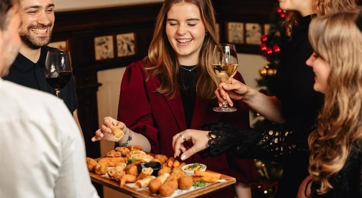 Park Plaza Riverbank London PEOPLE