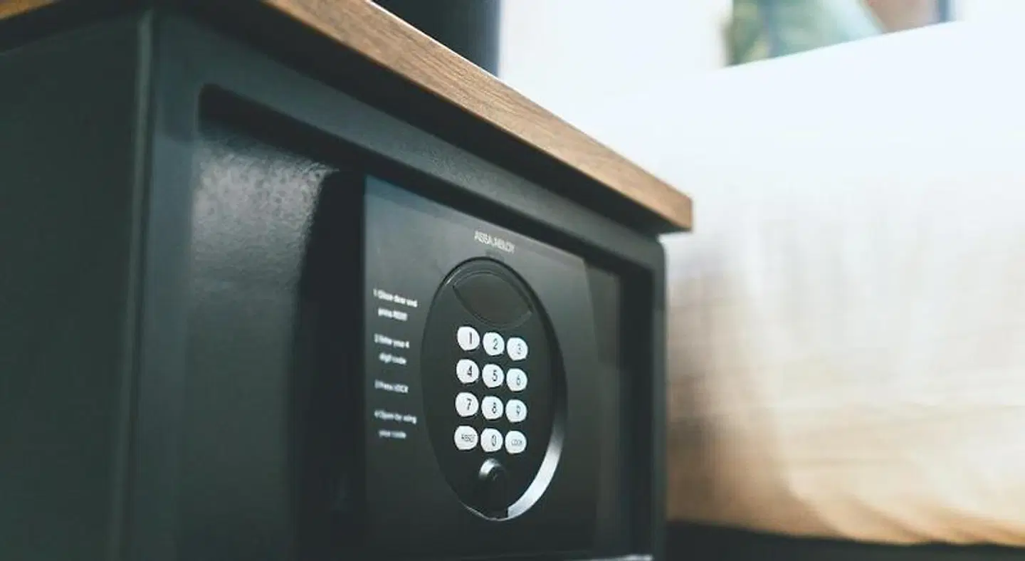 Tune Hotel - Westminster, London EXTERIOR