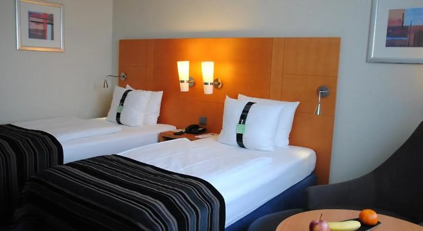 Holiday Inn Munich City Centre ROOM_EXAMPLE