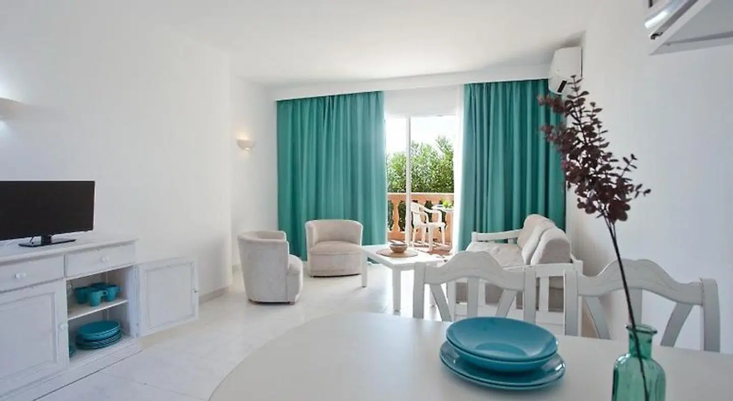 Sol Romántica by DOT Suites ROOM_EXAMPLE