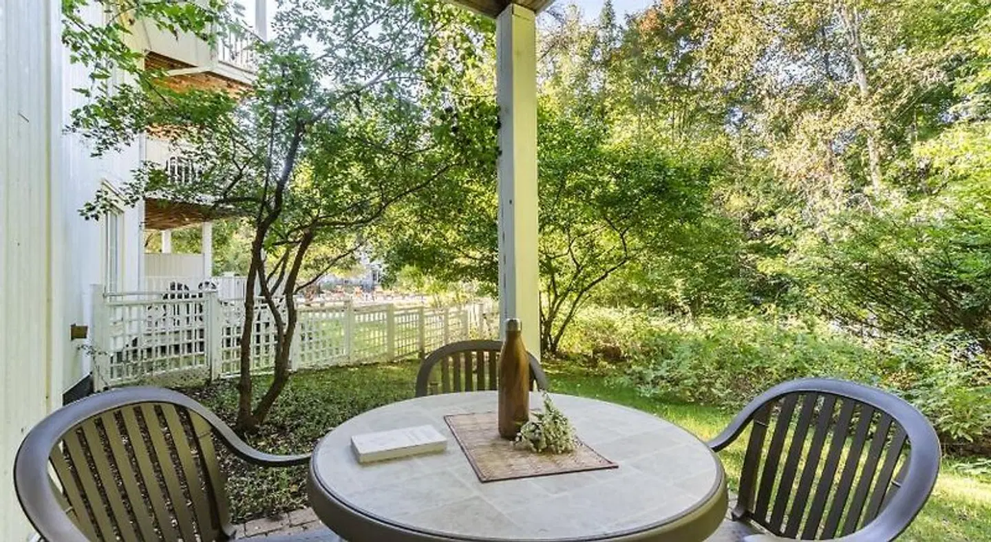 Château Beauvallon Terrasse