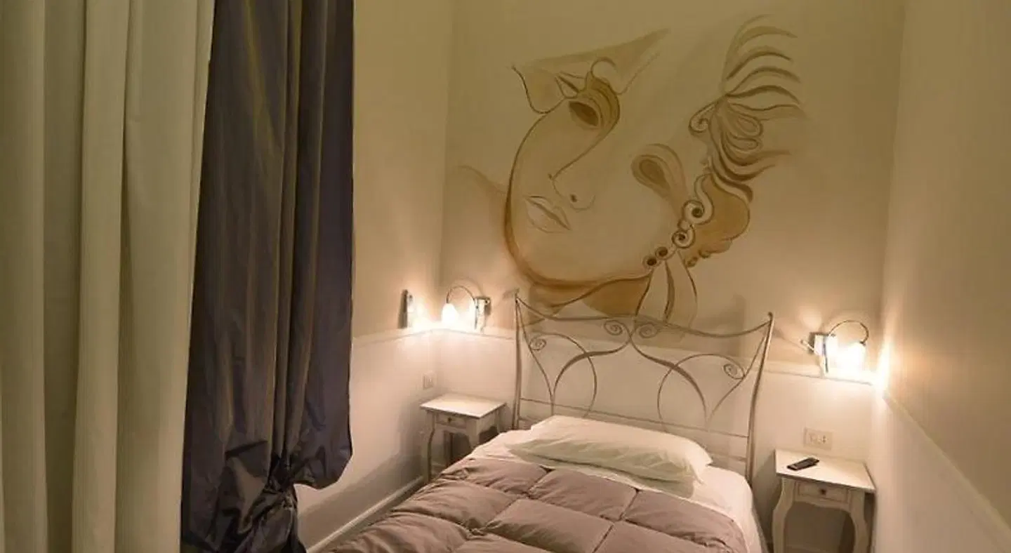 Conte di Cavour ROOM_EXAMPLE