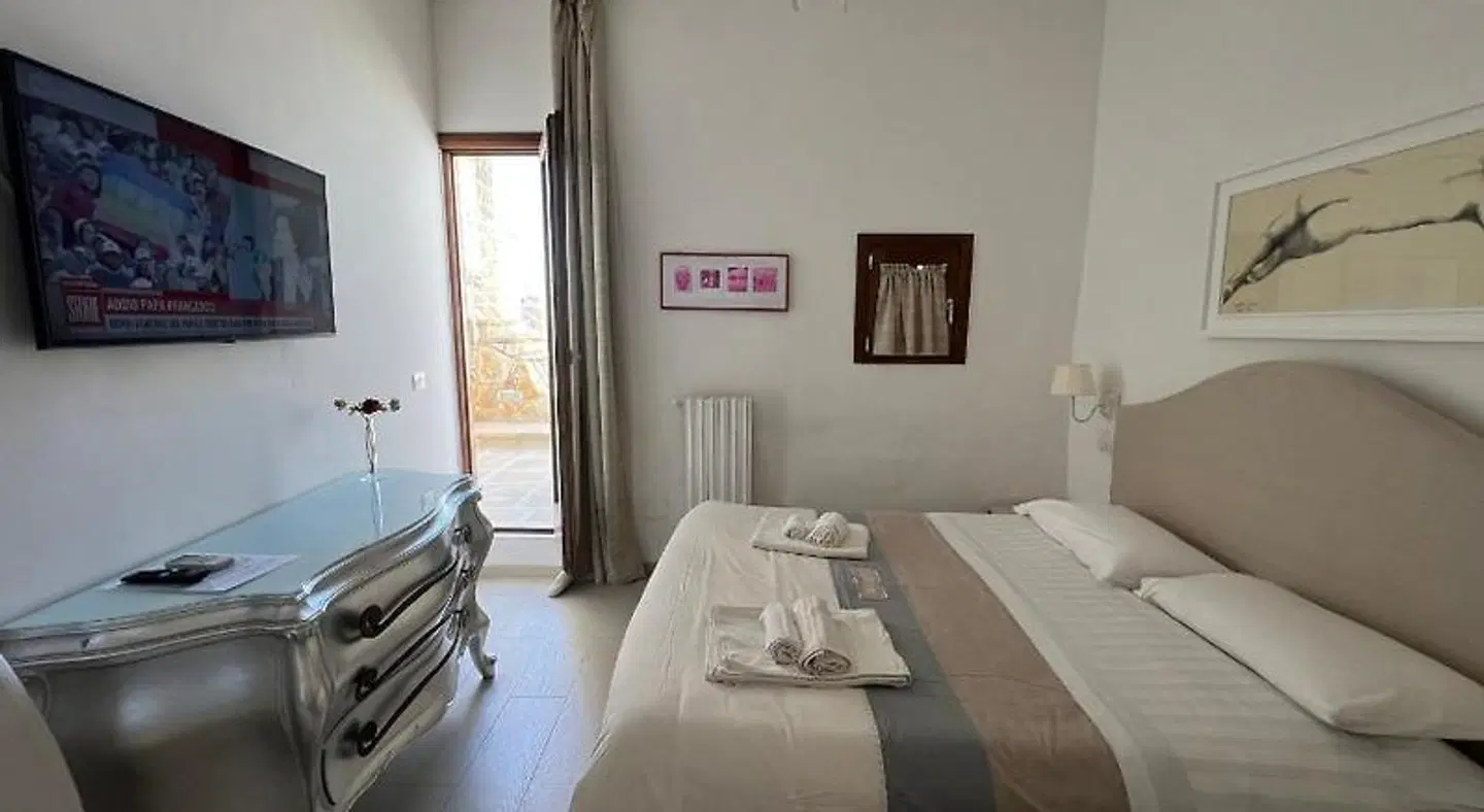 Elamar ROOM_EXAMPLE