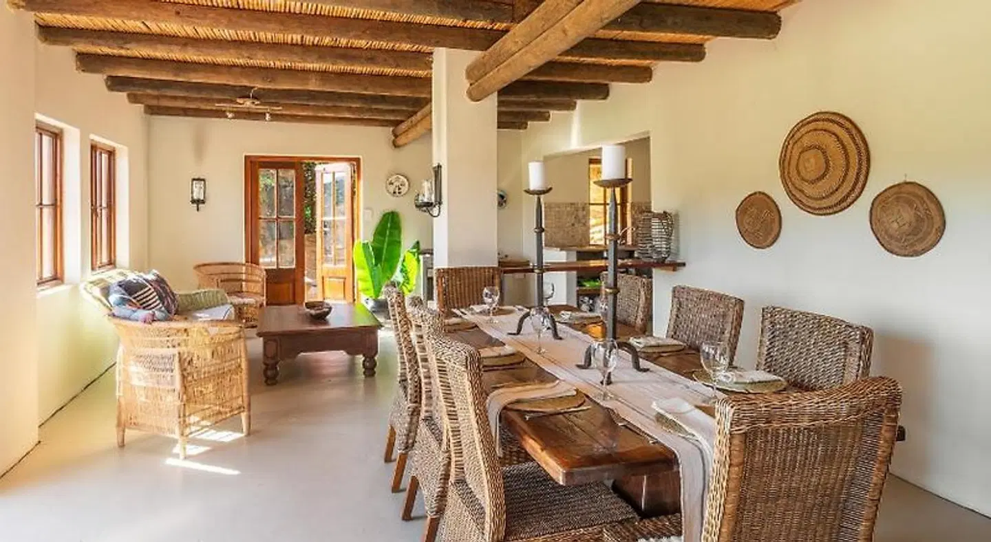 Tides River Lodge ROOM_EXAMPLE