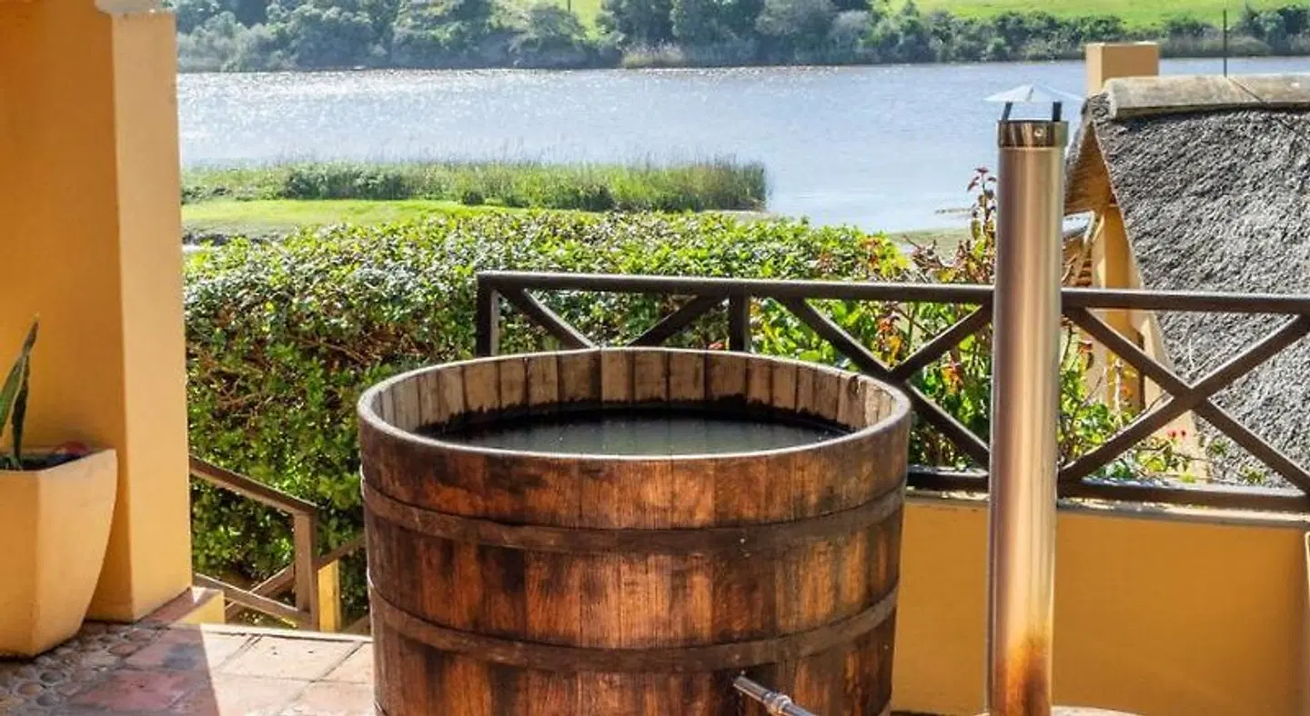 Tides River Lodge Terrasse