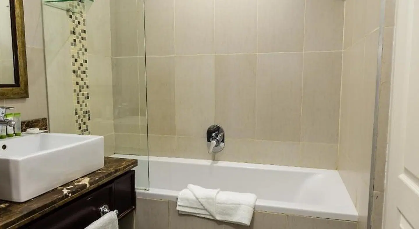 Premier Hotel Regent Badezimmer