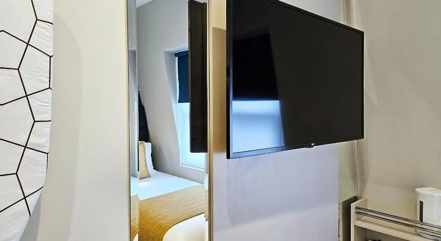 MStay Hyde Park Hotel ROOM_EXAMPLE