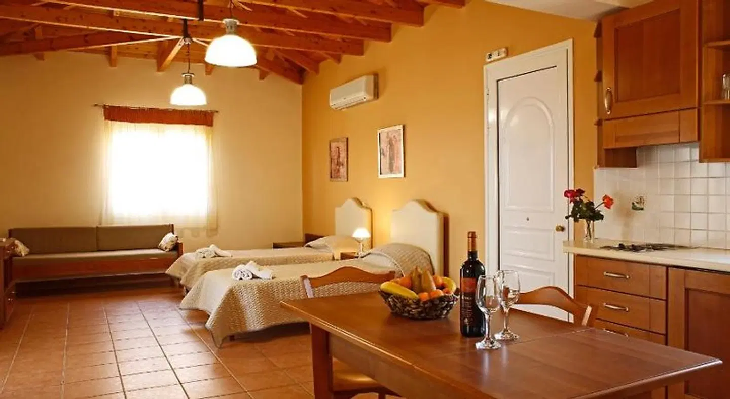 Asteris ROOM_EXAMPLE