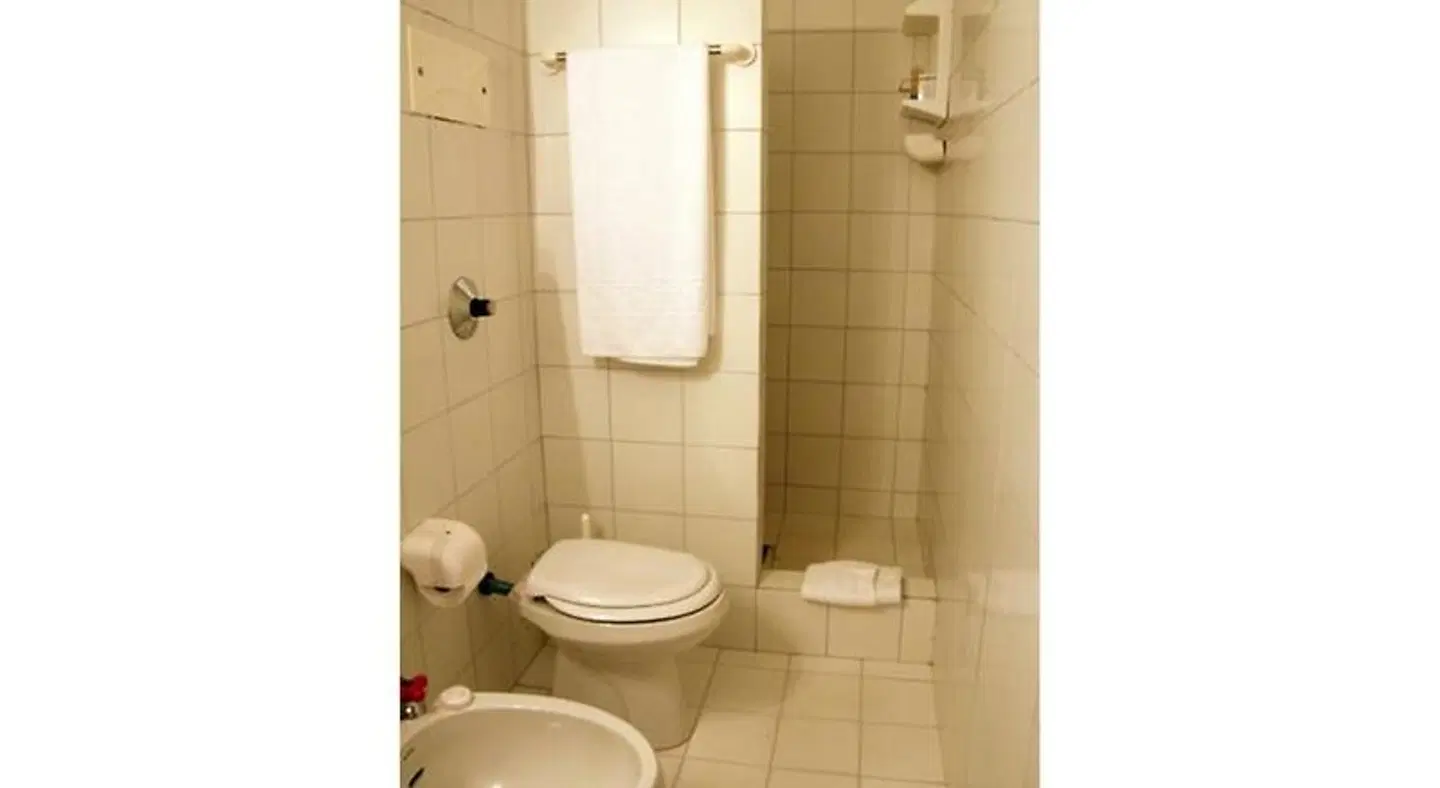 Portolaconia Residence Badezimmer