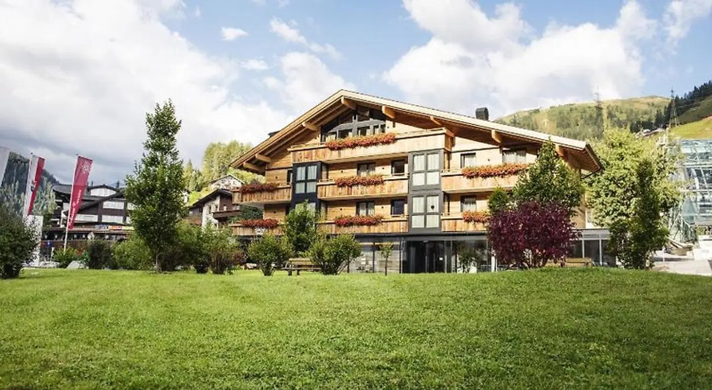 Galzig Lodge EXTERIOR