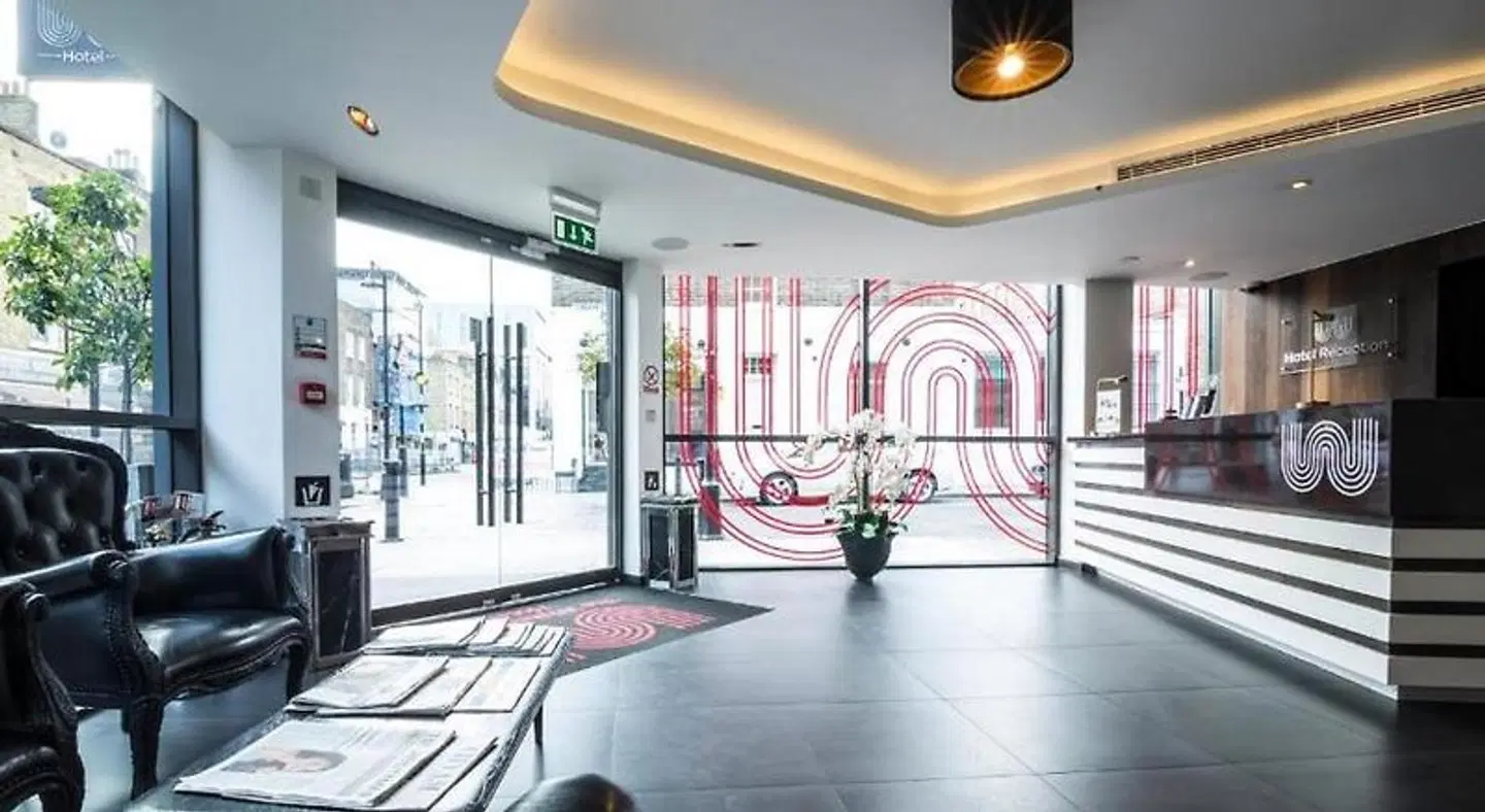 The Whitechapel LOUNGE_LOBBY