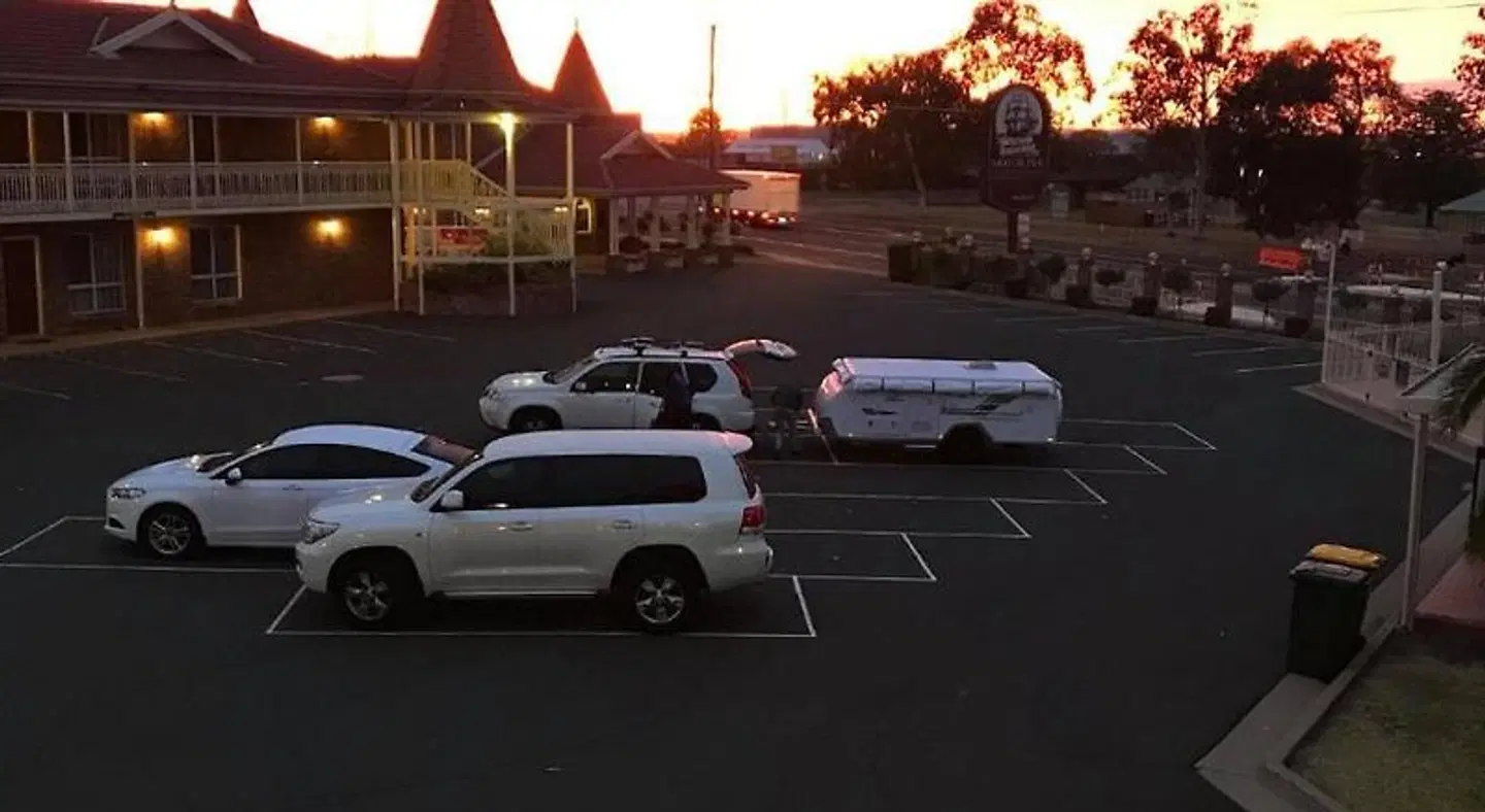 Abel Tasman Motor Inn Dubbo Terrasse