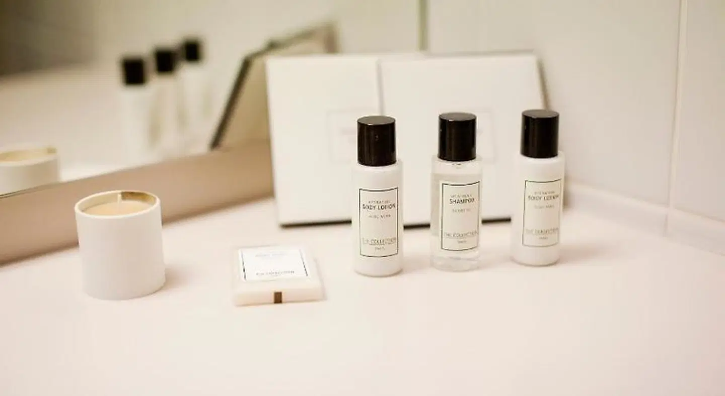 Carlton De Brug MODEL_IMPRESSION