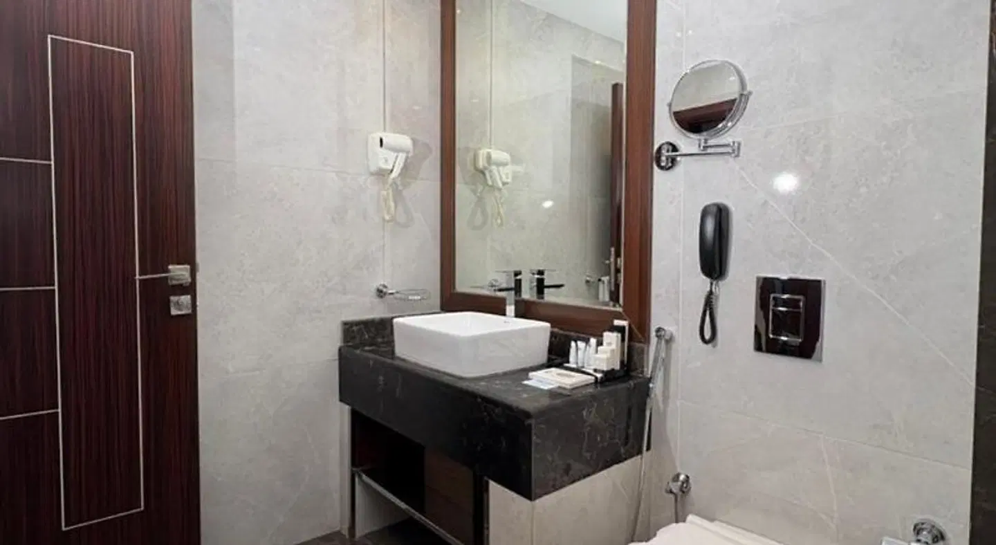 Seasons Park Hotel Badezimmer