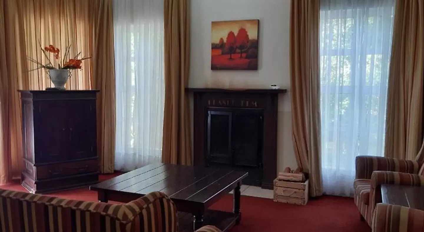 Hogsback Inn ROOM_EXAMPLE