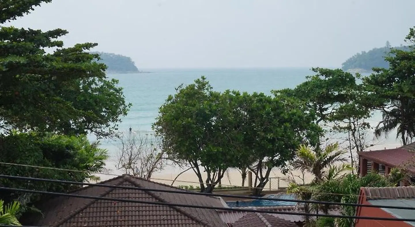 Kata Beachwalk Hotel and Bungalows LANDSCAPE