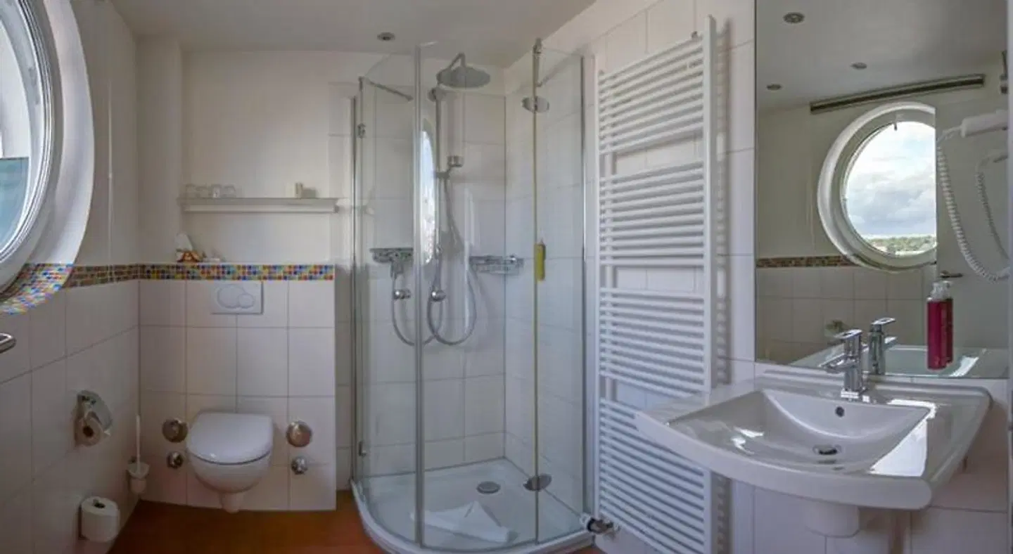 Beachhotel Cuxhaven Badezimmer