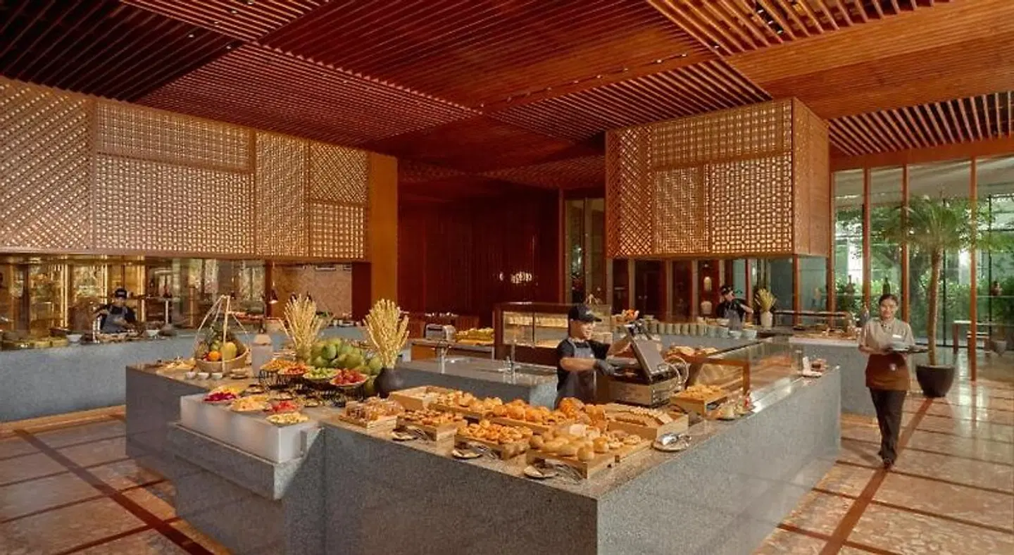 JW Marriott Cam Ranh Bay Resort & Spa Restaurant