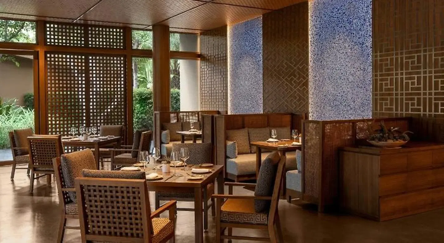 JW Marriott Cam Ranh Bay Resort & Spa Restaurant