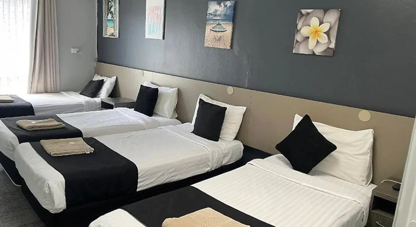 Parkway Motel ROOM_EXAMPLE