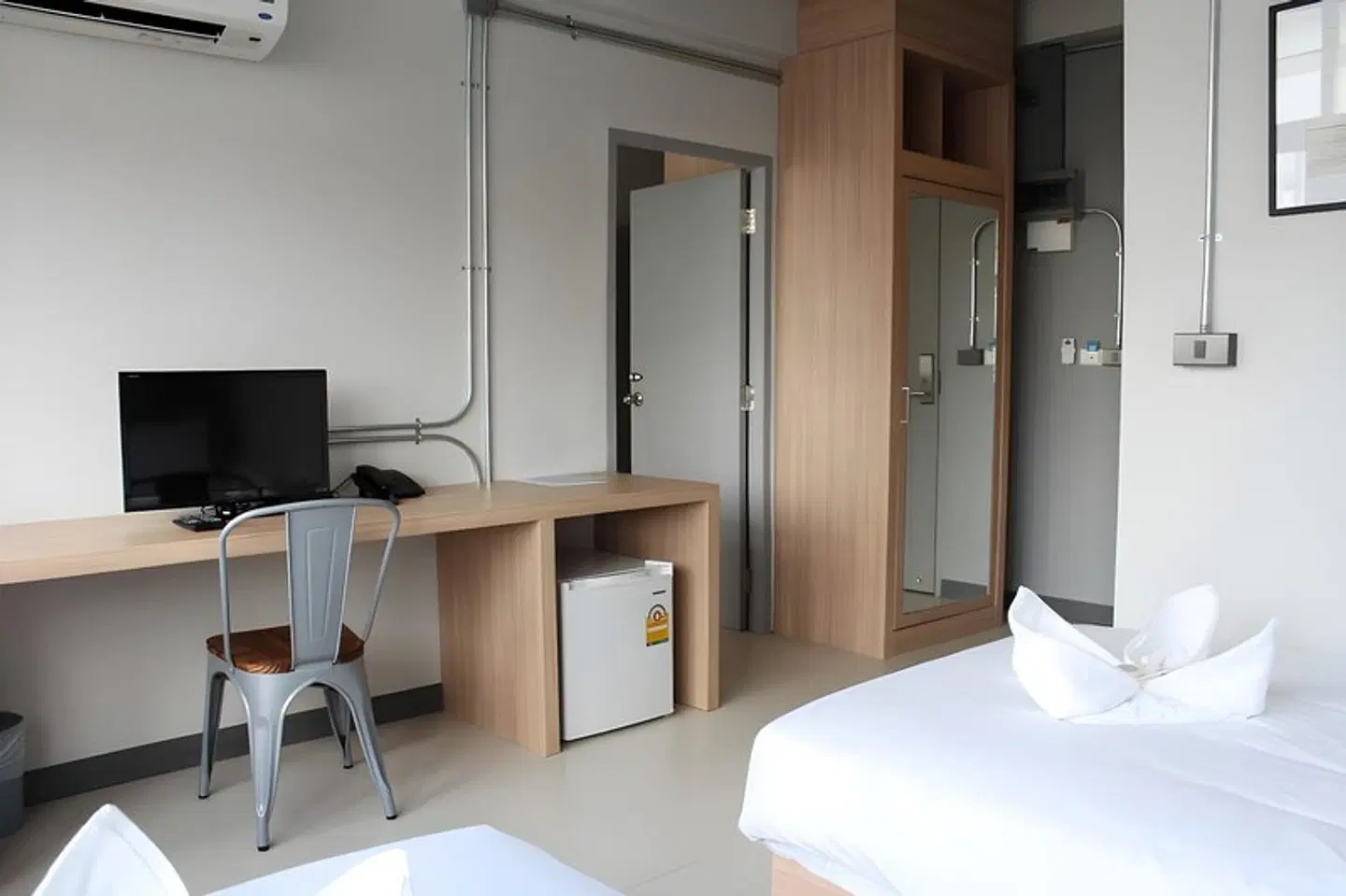 Rajthani Hotel ROOM_EXAMPLE