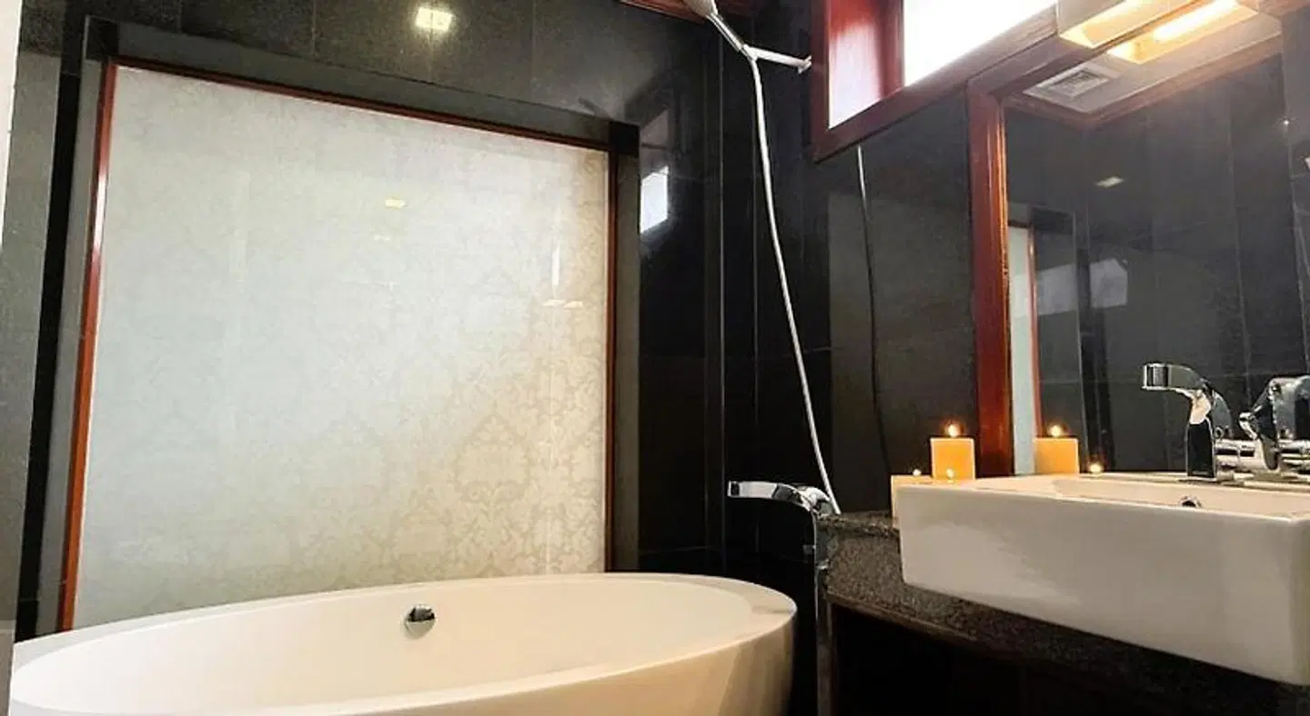 Rei Angkor Hotel Badezimmer