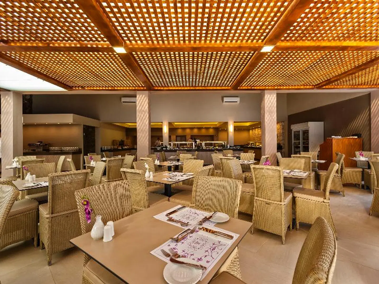 Porto Platanias Village Resort Restaurant
