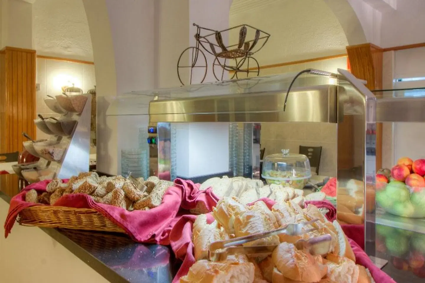 Roca Bella Restaurant