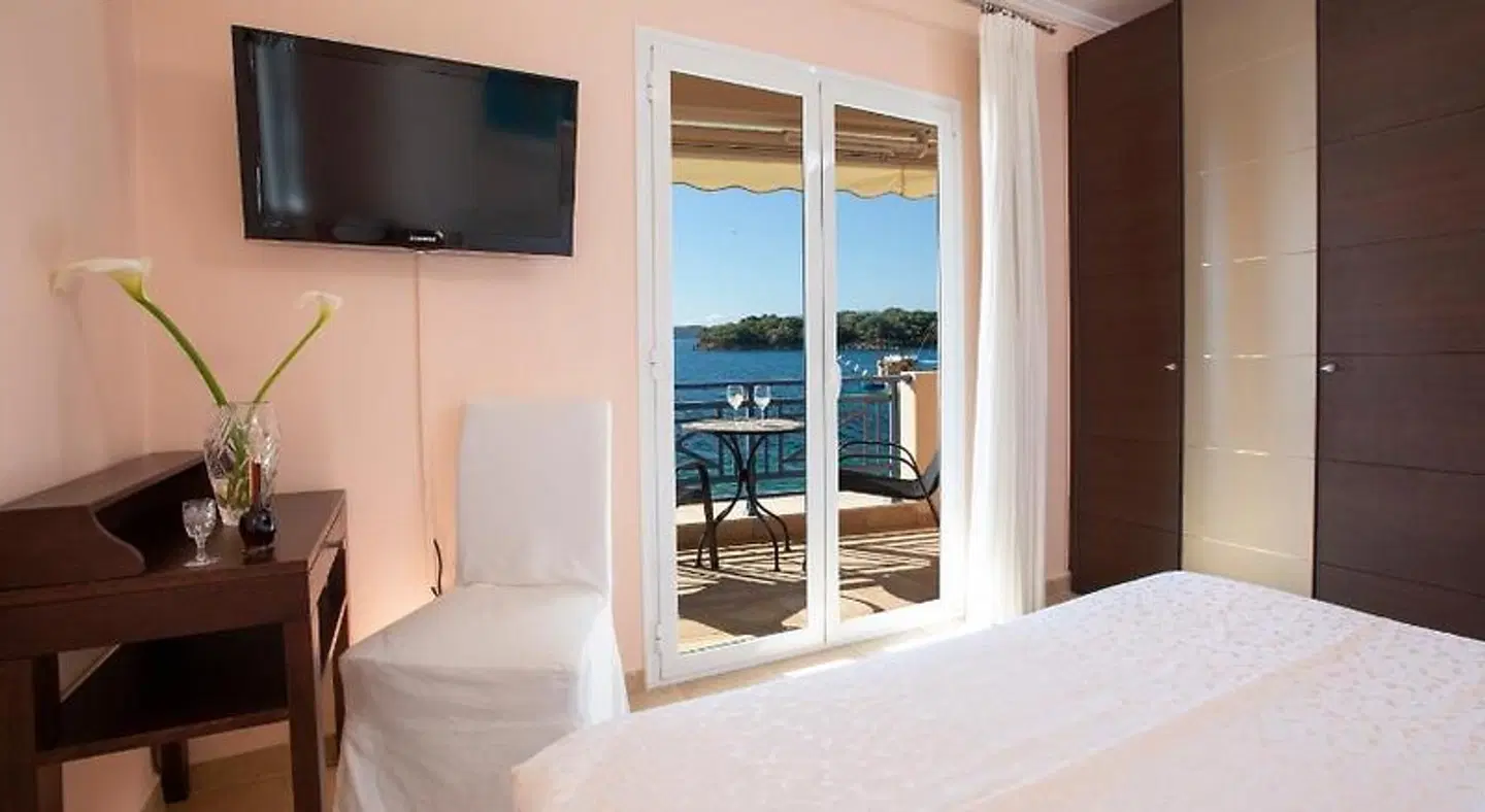 Thalassa Apartments ROOM_EXAMPLE