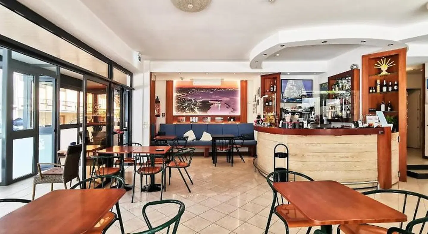 La Plage Bar