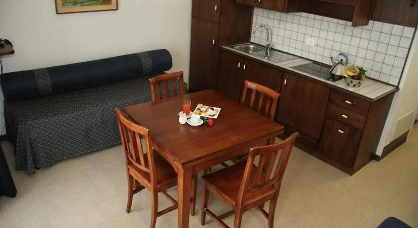 Residence I Due Pini ROOM_EXAMPLE